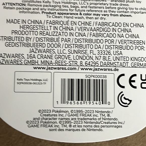 Pokemon 10” Winking Pikachu Squishmallow - NWT - Picture 3 of 3